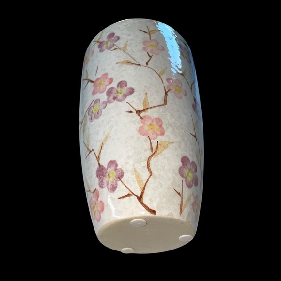 Classic Floral Ceramic Vase – White with Pink & Purple Blossoms - Picture 11 of 14